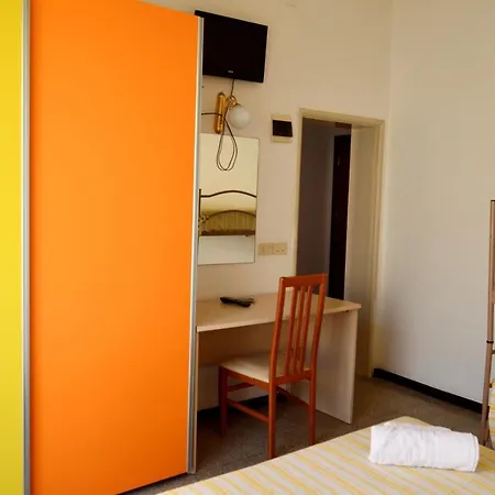 In Guest - New Cirene Double For Only One Person With Breakfast *