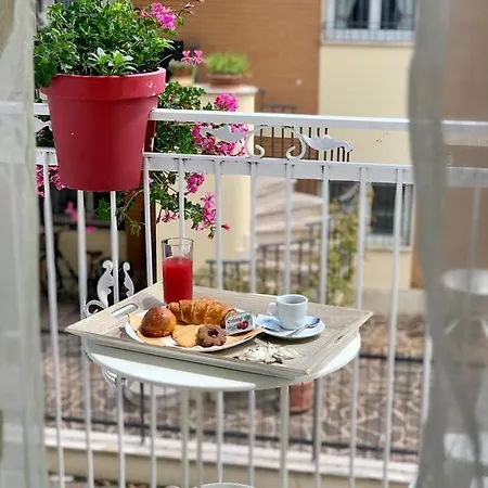 In Guest - New Cirene Double For Only One Person With Breakfast