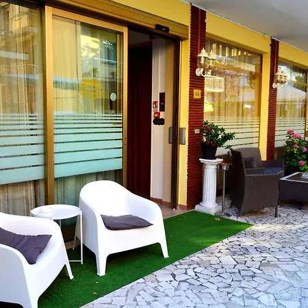 Penzion In Guest - New Cirene Double For Only One Person With Breakfast