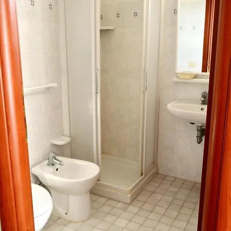 In Guest - New Cirene Double For Only One Person With Breakfast